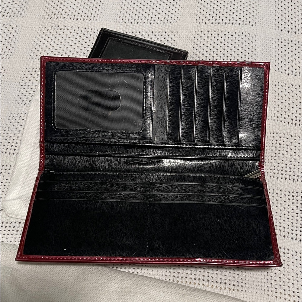 Beijo Burgundy and Black Wallet - Picture 2 of 3